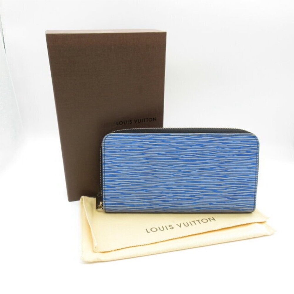 Louis Vuitton Striped Blue Wallet